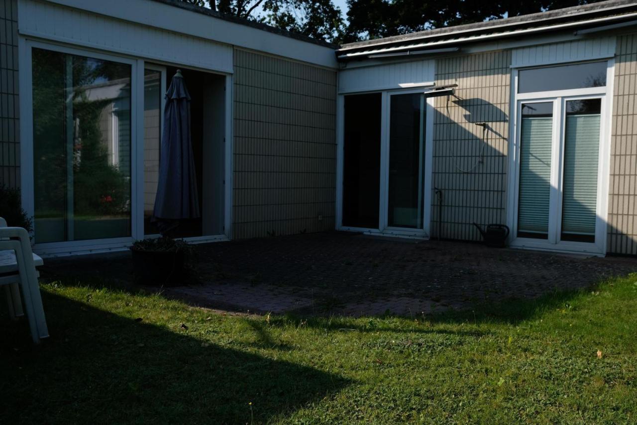 Ruhiges Haus Mit Privatem Garten Halstenbek Bagian luar foto