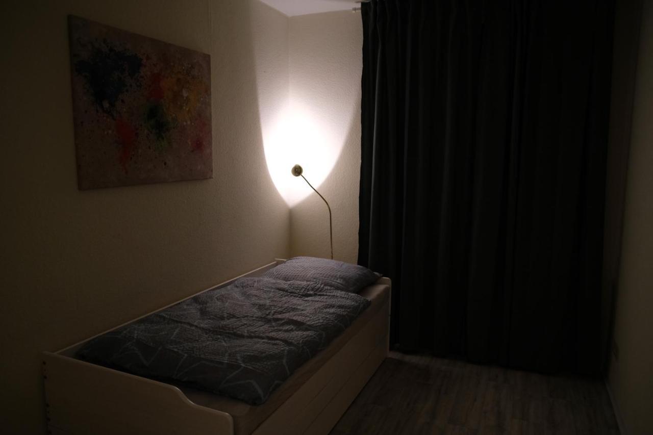 Ruhiges Haus Mit Privatem Garten Halstenbek Bagian luar foto