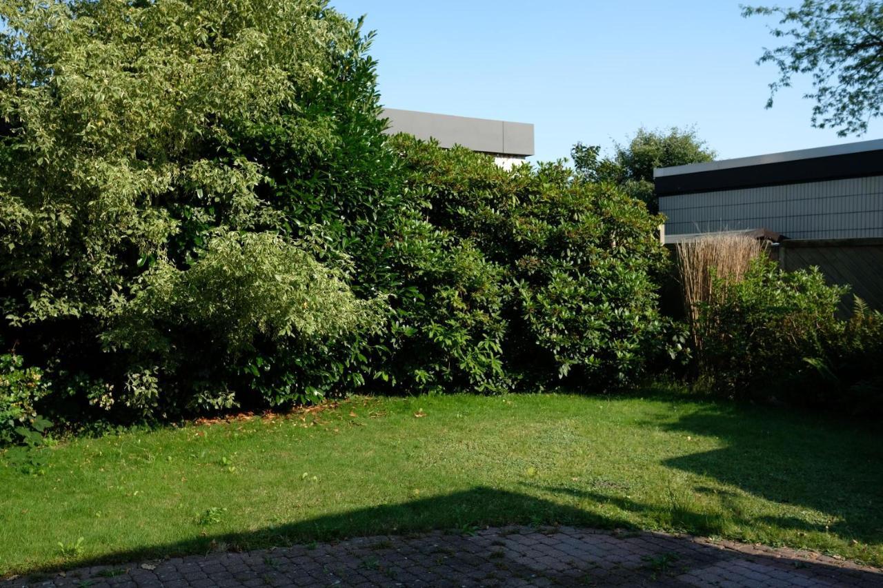 Ruhiges Haus Mit Privatem Garten Halstenbek Bagian luar foto
